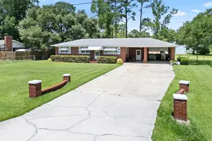229 Bermuda Dr, Wilmington, NC 28401 - Photo 2