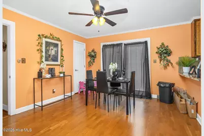 1811 Delwood Drive W, Wilson, NC 27893 - Photo 8