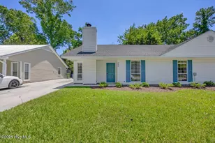 809 Varsity Dr, Wilmington, NC 28403 - Photo 24