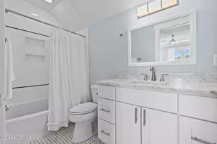 111 SE 41st St, Oak Island, NC 28465 - Photo 12