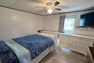 945 Mirror Lake Dr, Southport, NC 28461 - Photo 14