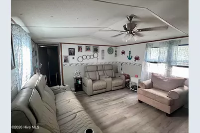 945 Mirror Lake Drive, Southport, NC 28461 - Photo 8