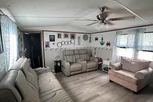 945 Mirror Lake Dr, Southport, NC 28461 - Photo 8