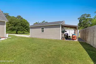 211 Bonita St, Cape Carteret, NC 28584 - Photo 44