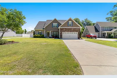 211 Bonita Street, Cape Carteret, NC 28584 - Photo 2