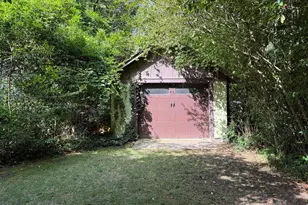 360 E Maine Ave, Southern Pines, NC 28387 - Photo 4
