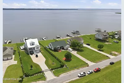 110 E Dowry Creek, Belhaven, NC 27810 - Photo 2