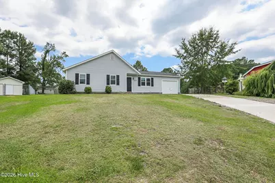 1011 Ridgecrest Lane, Jacksonville, NC 28546 - Photo 2