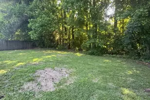 2910 Norbrick St, Piney Green, NC 28544 - Photo 12