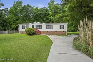 310 MacDonald Blvd, Havelock, NC 28532 - Photo 4