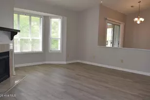 102 Breezewood Dr, Greenville, NC 27858 - Photo 6
