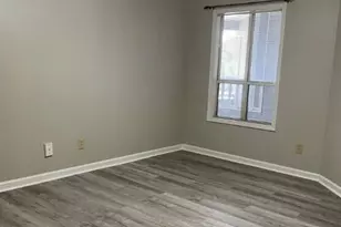 102 Breezewood Dr, Greenville, NC 27858 - Photo 16