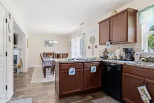 210 Peaceful Ln, Hubert, NC 28539 - Photo 10
