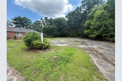 208 Glenwood Avenue, Kinston, NC 28501 - Photo 4