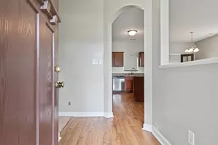 607 Drummond Grove Ln, Jacksonville, NC 28546 - Photo 2