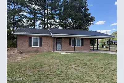 302 Hubert McLean Avenue, Red Springs, NC 28377 - Photo 16