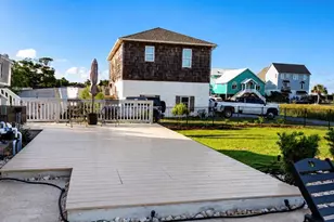 7120 Canal Dr, Emerald Isle, NC 28594 - Photo 12