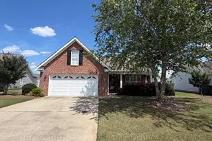 3307 Honeysuckle Dr, Winterville, NC 28590 - Photo 2
