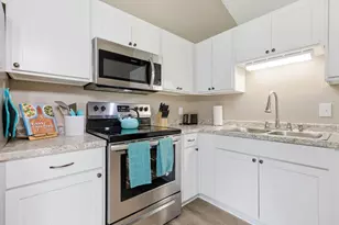 100 Hampton Ct, Jacksonville, NC 28546 - Photo 8