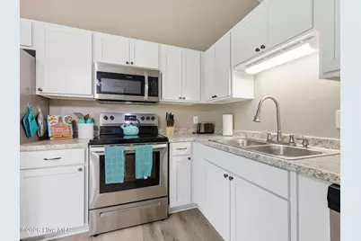 100 Hampton Court, Jacksonville, NC 28546 - Photo 48