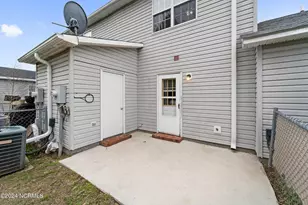 1072 W Pueblo Dr, Jacksonville, NC 28546 - Photo 14