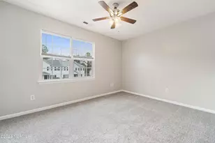 1072 W Pueblo Dr, Jacksonville, NC 28546 - Photo 8