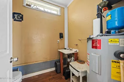 305 W Howard Drive, Jacksonville, NC 28540 - Photo 62