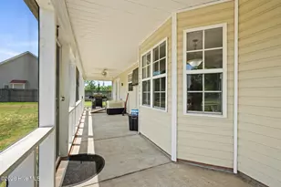 305 W Howard Dr, Jacksonville, NC 28540 - Photo 48