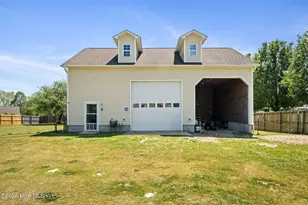 305 W Howard Dr, Jacksonville, NC 28540 - Photo 2