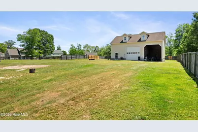 305 W Howard Drive, Jacksonville, NC 28540 - Photo 48