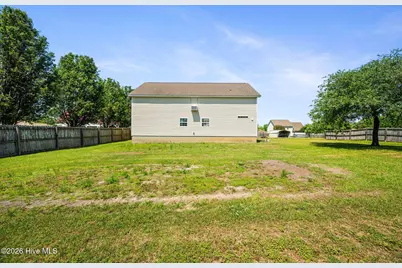 305 W Howard Drive, Jacksonville, NC 28540 - Photo 60