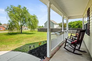 305 W Howard Dr, Jacksonville, NC 28540 - Photo 8
