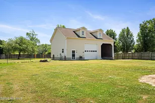 305 W Howard Dr, Jacksonville, NC 28540 - Photo 56