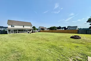 305 W Howard Dr, Jacksonville, NC 28540 - Photo 48