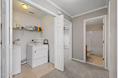 305 W Howard Drive, Jacksonville, NC 28540 - Photo 32