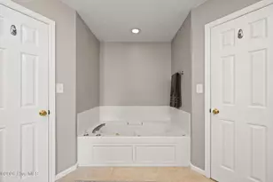 305 W Howard Dr, Jacksonville, NC 28540 - Photo 38