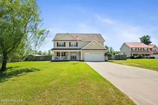 305 W Howard Dr, Jacksonville, NC 28540 - Photo 6