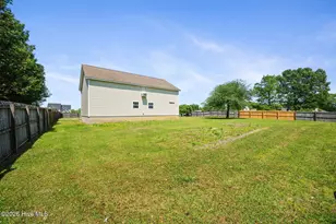 305 W Howard Dr, Jacksonville, NC 28540 - Photo 64