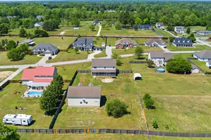305 W Howard Dr, Jacksonville, NC 28540 - Photo 68