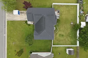 726 E Main St, Winterville, NC 28590 - Photo 10