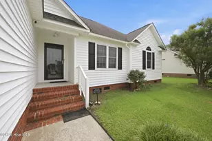 726 E Main St, Winterville, NC 28590 - Photo 2
