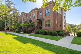 21 Brownstone Ln, Southern Pines, NC 28387 - Photo 4