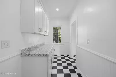 612 W Main Street, Elizabeth City, NC 27909 - Photo 14