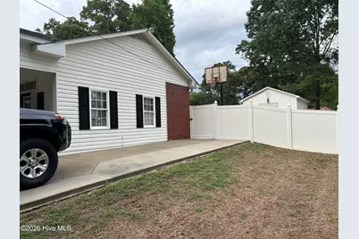1585 Eastwood Drive, Kinston, NC 28504 - Photo 8