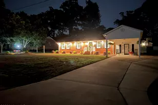 1585 Eastwood Dr, Kinston, NC 28504 - Photo 6