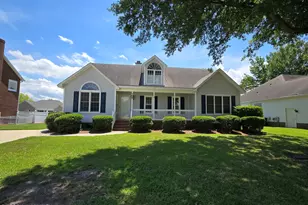 102 White Oak Dr, Greenville, NC 27858 - Photo 1