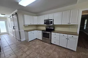 102 White Oak Dr, Greenville, NC 27858 - Photo 8