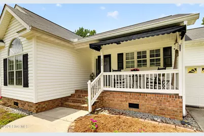 382 Stone Gate Drive, Greenville, NC 27858 - Photo 6