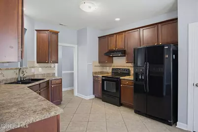300 Walkens Woods Lane, Jacksonville, NC 28546 - Photo 12