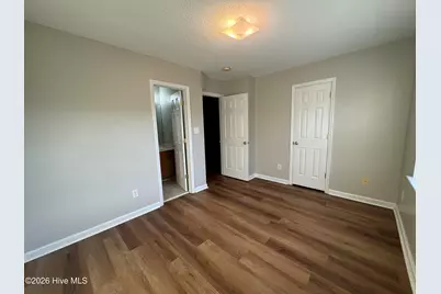 364 Hunting Green Drive, Jacksonville, NC 28546 - Photo 6